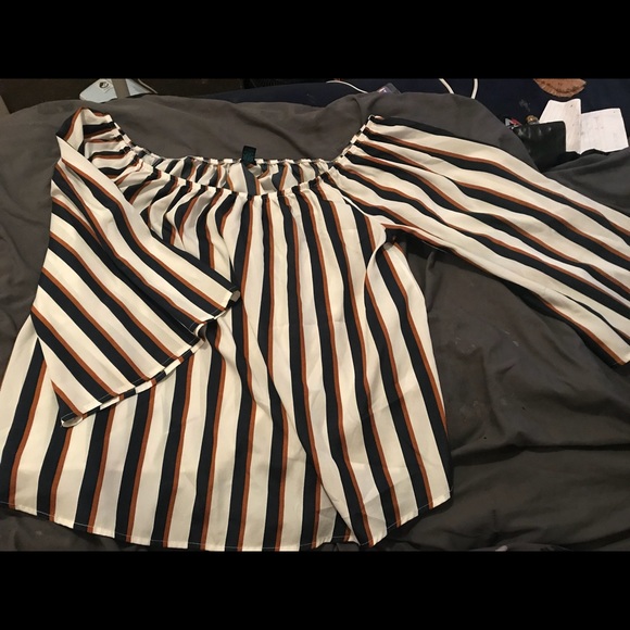 Plus size 70’s inspired blouse - Picture 1 of 1